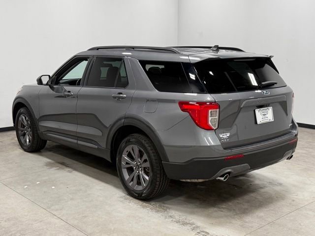 Certified 2024 Ford Explorer XLT w/ Equipment Group 202A AWD/4WD image 9