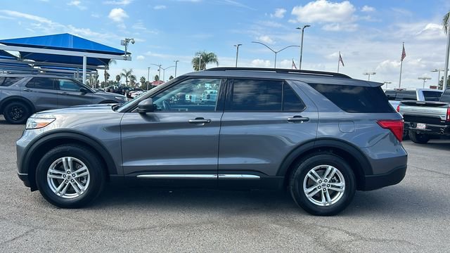 Certified 2022 Ford Explorer XLT image 7