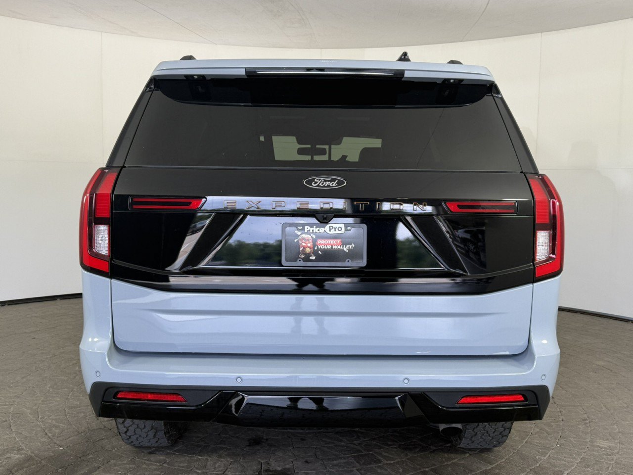 Certified 2025 Ford Expedition Tremor AWD/4WD image 6