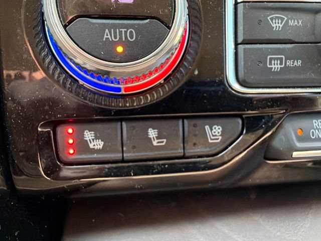 Used 2022 GMC Yukon Denali AWD/4WD image 48