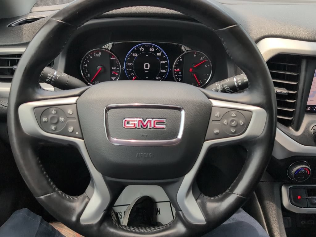 Used 2022 GMC Acadia SLT w/ Elevation Edition FWD image 17