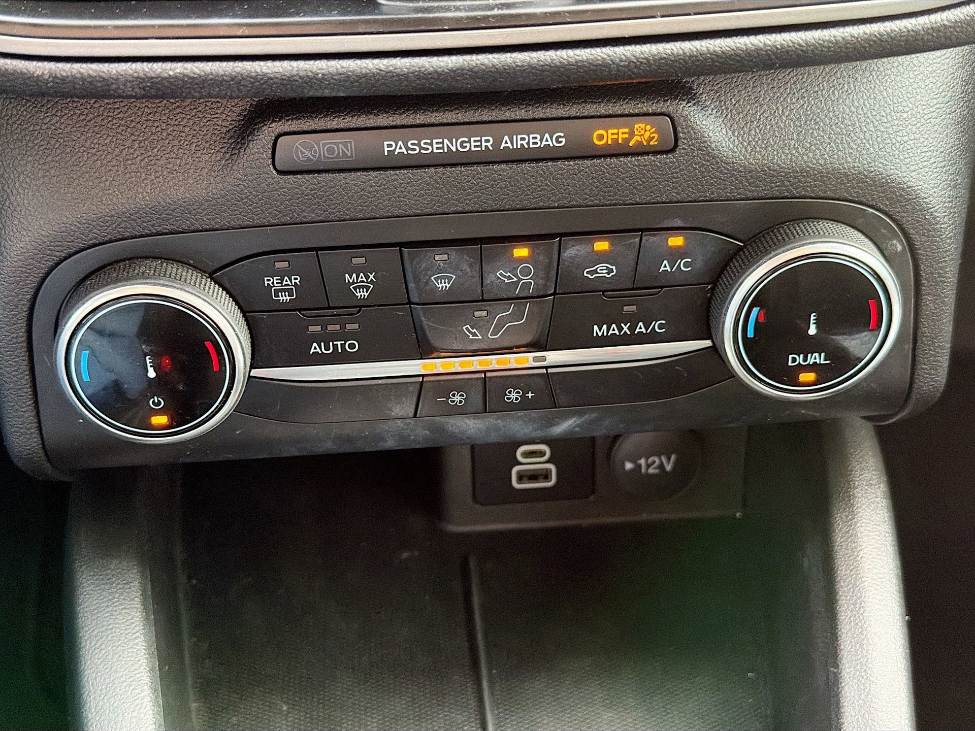 Certified 2024 Ford Escape Active image 17