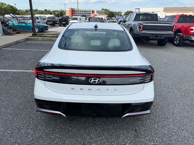 Used 2025 Hyundai Sonata SEL FWD image 7