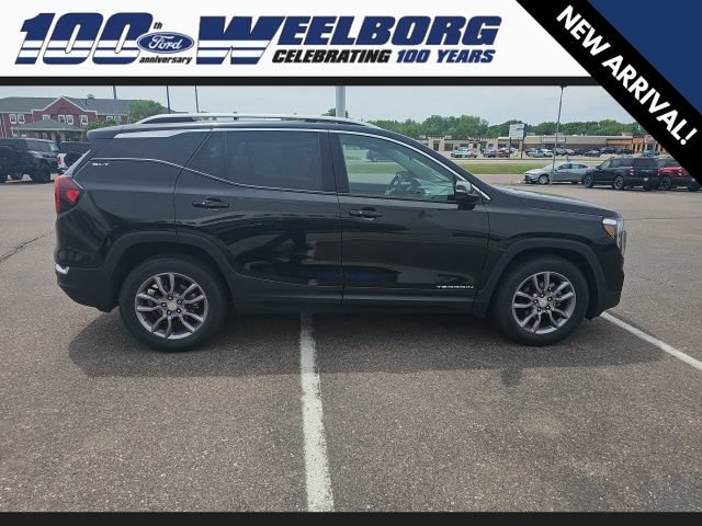 Used 2024 GMC Terrain SLT AWD/4WD image 6