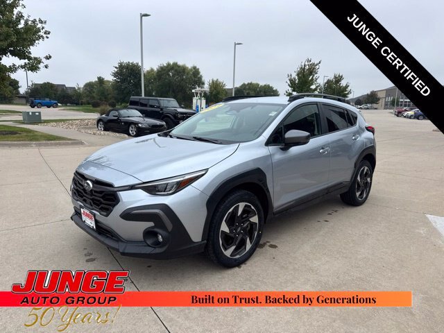 Used 2024 Subaru Crosstrek 2.5i Limited w/ Crosstrek Mirror Package AWD/4WD image 3