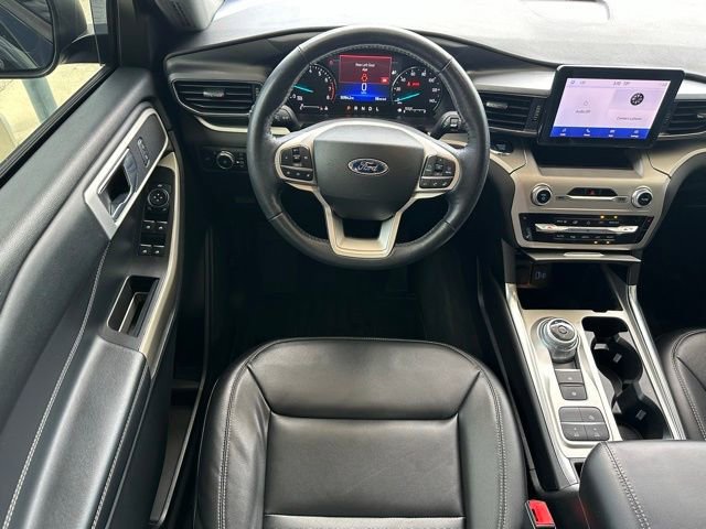 Certified 2022 Ford Explorer XLT w/ Equipment Group 202A image 12