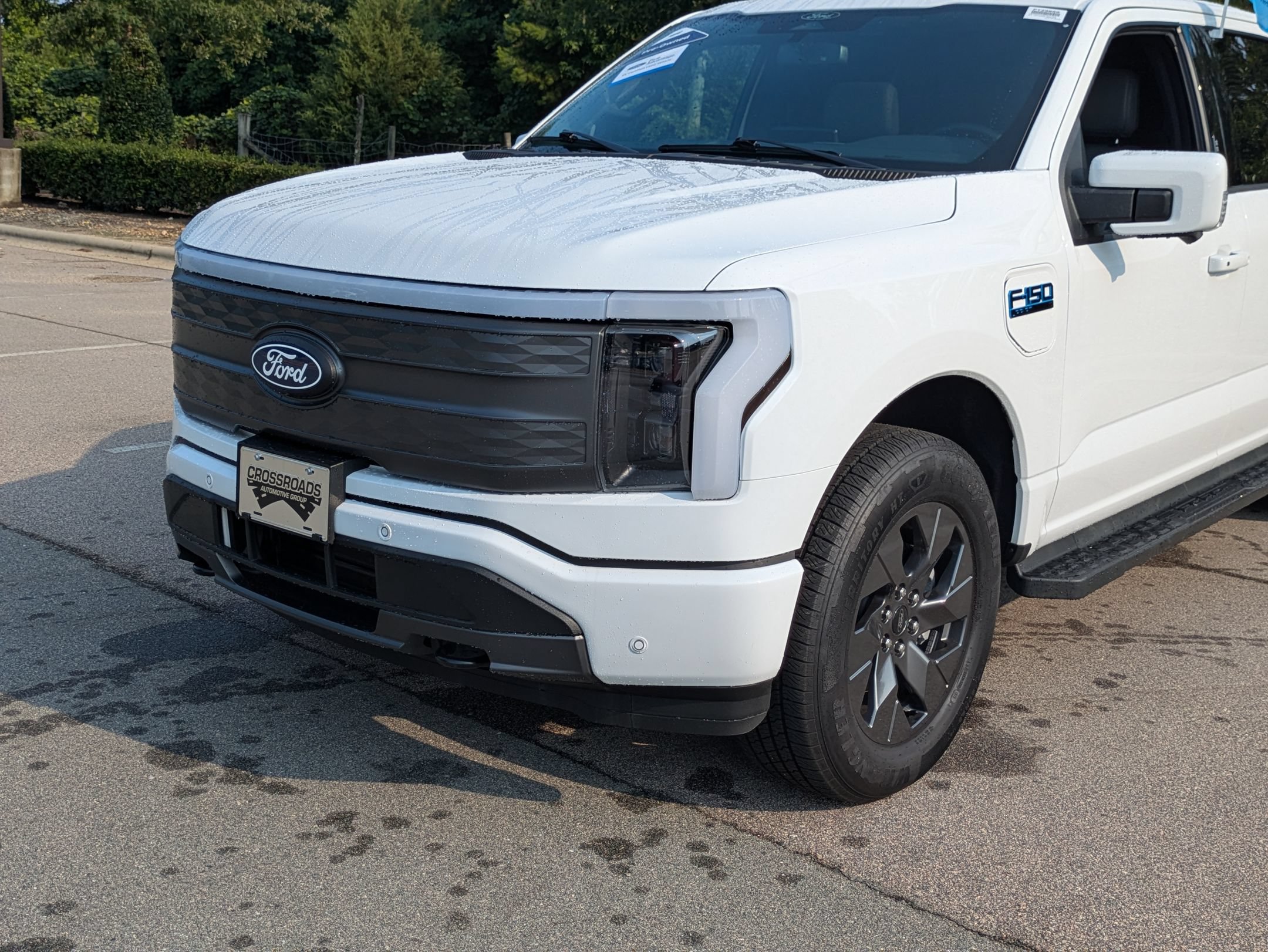 Certified 2025 Ford F150 Lightning Lariat AWD/4WD image 10