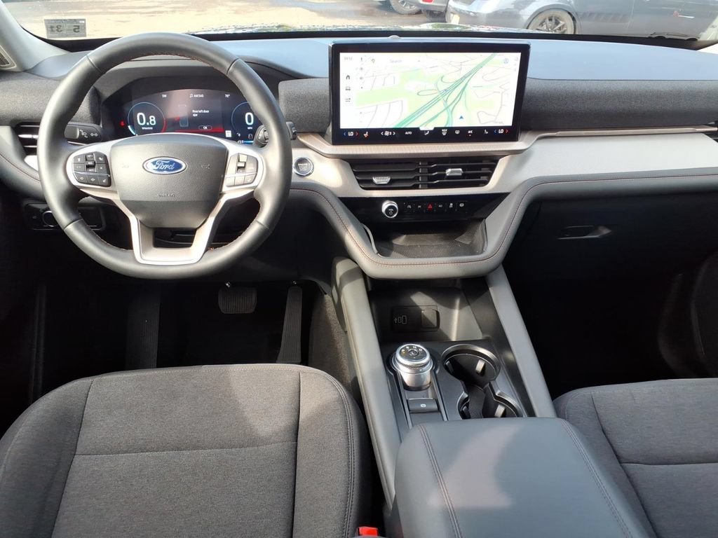 Certified 2026 Ford Explorer Active AWD/4WD image 6