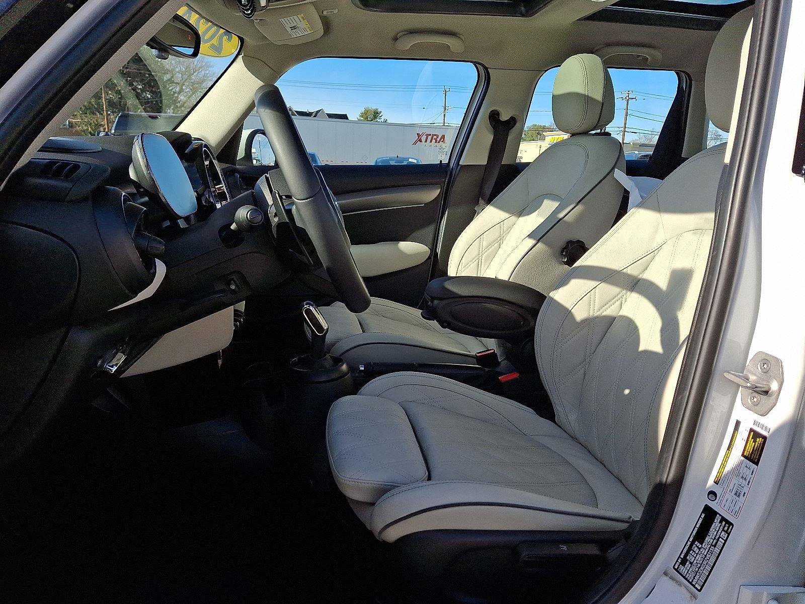 Used 2024 MINI Cooper S image 13