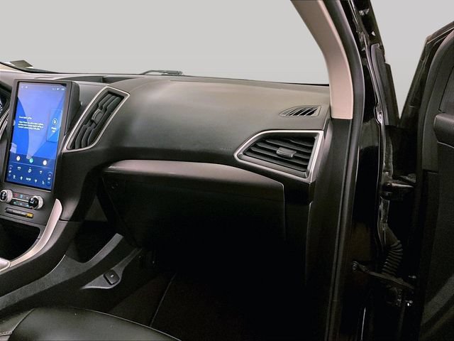 Certified 2024 Ford Edge SEL w/ Convenience Package AWD/4WD image 15