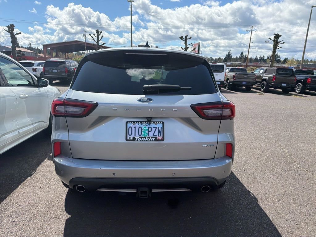 Certified 2023 Ford Escape ST-Line Select w/ Tech Pack #2 AWD/4WD image 7