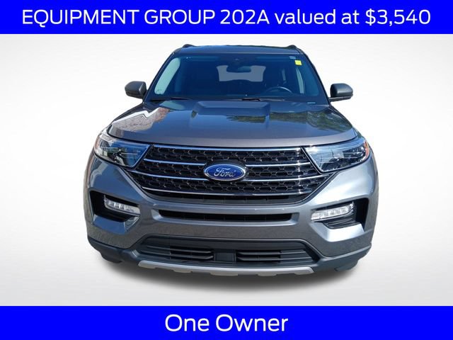 Certified 2023 Ford Explorer XLT w/ Equipment Group 202A AWD/4WD image 3