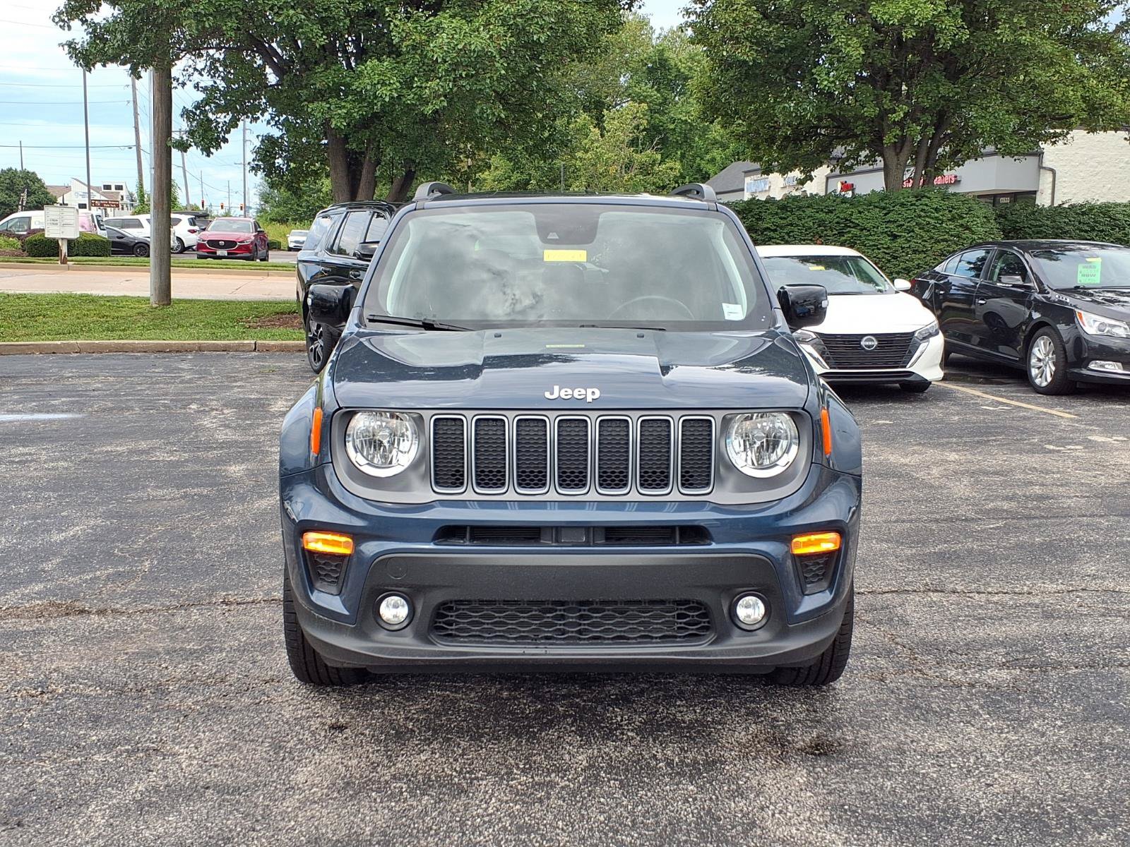 Used 2023 Jeep Renegade Limited AWD/4WD image 31
