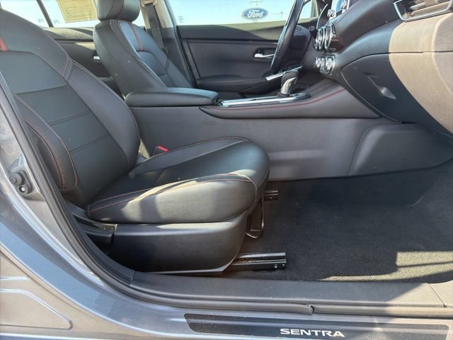 Used 2022 Nissan Sentra SR w/ SR Premium Package FWD image 16