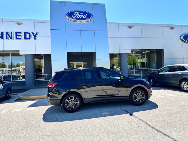 Used 2023 Chevrolet Equinox RS AWD/4WD image 24
