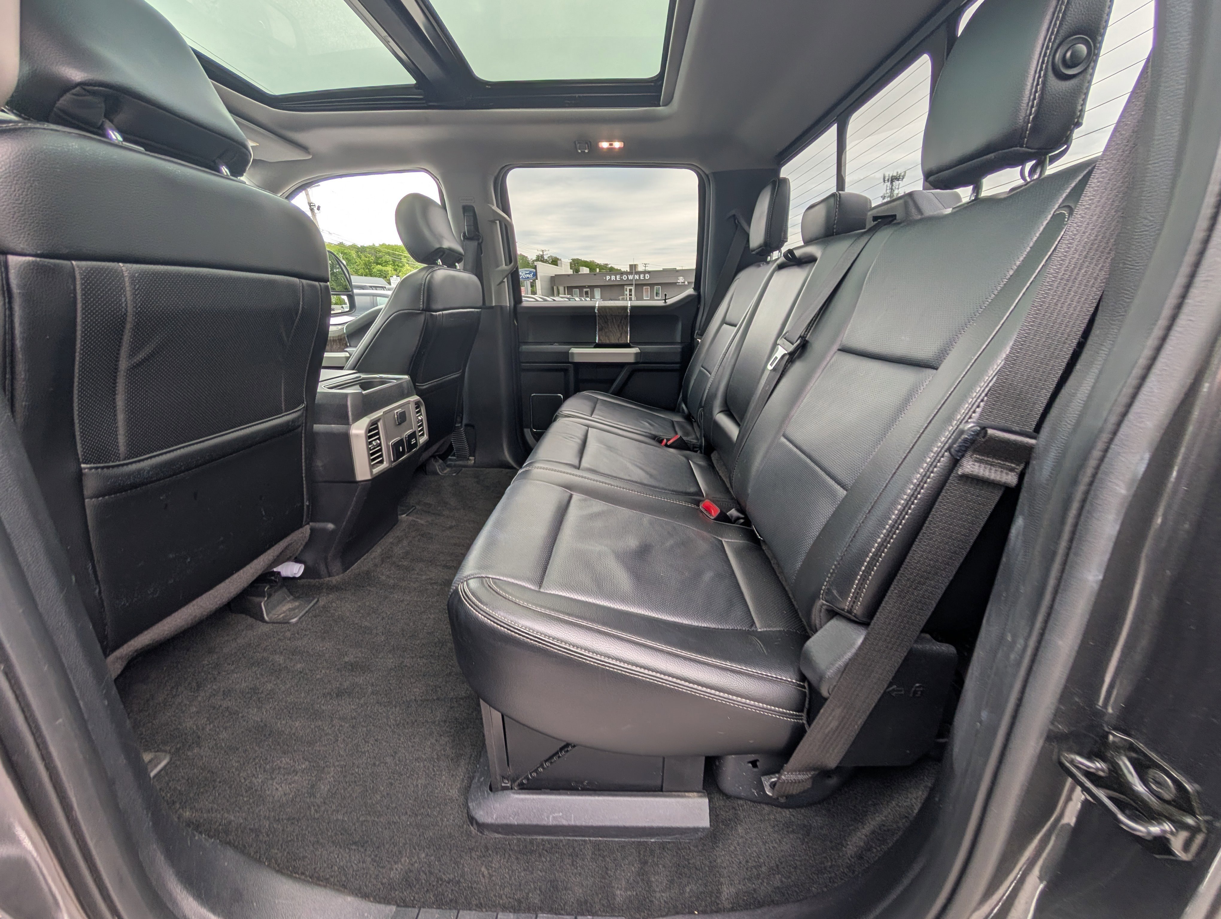 Certified 2017 Ford F250 Lariat w/ Lariat Ultimate Package AWD/4WD image 15