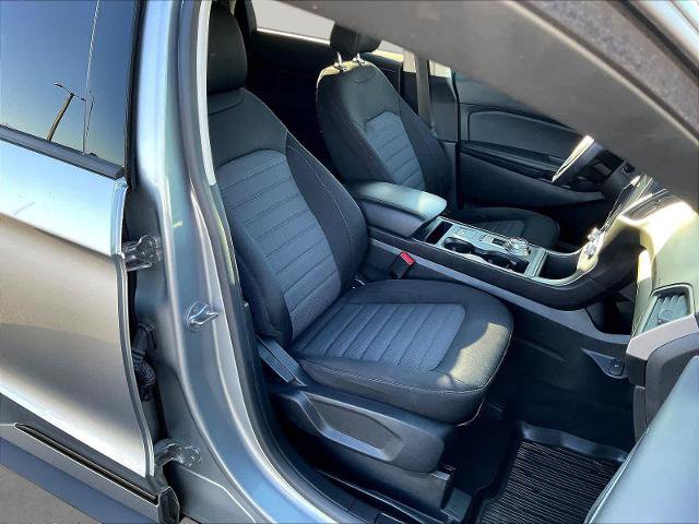 Certified 2022 Ford Edge SE w/ Black Appearance Package AWD/4WD image 29