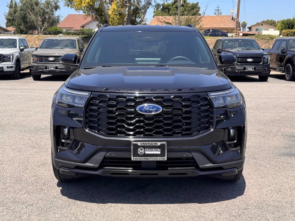 Certified 2025 Ford Explorer ST-Line w/ Premium Package RWD image 6