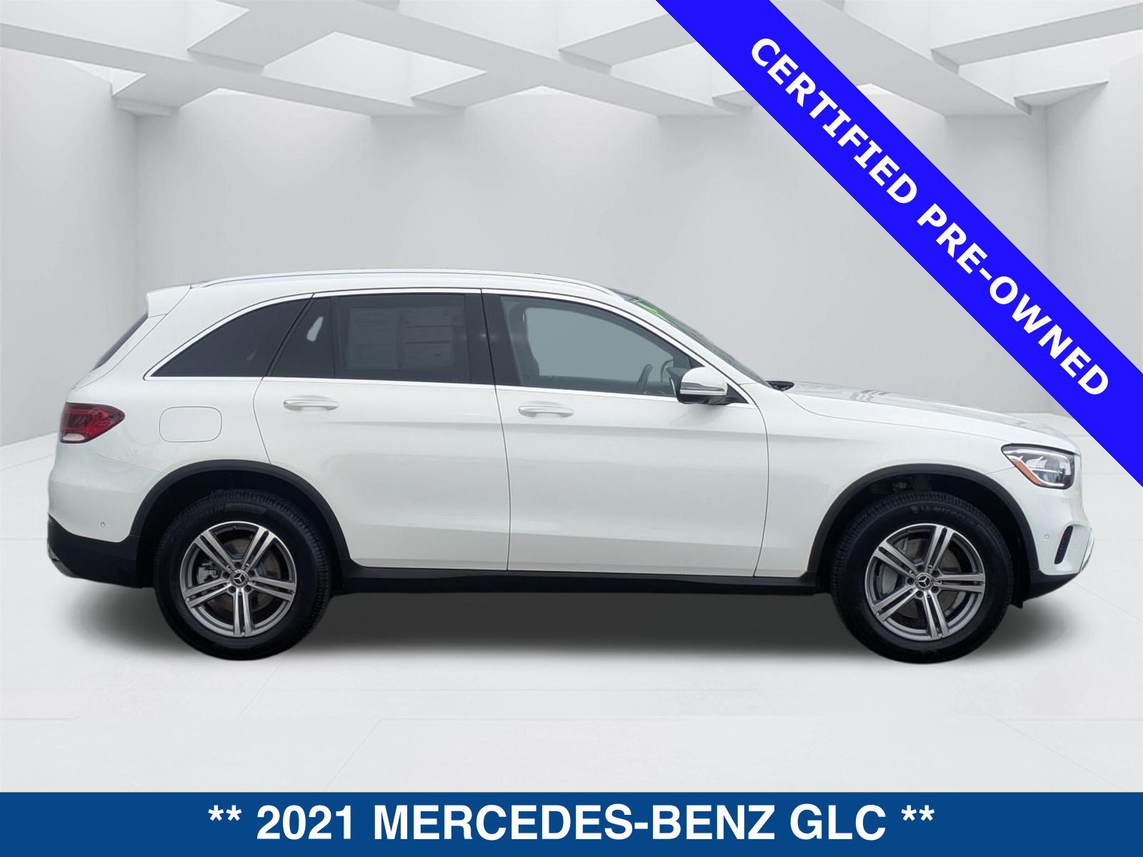 Used 2021 Mercedes-Benz GLC 300 4MATIC video 3