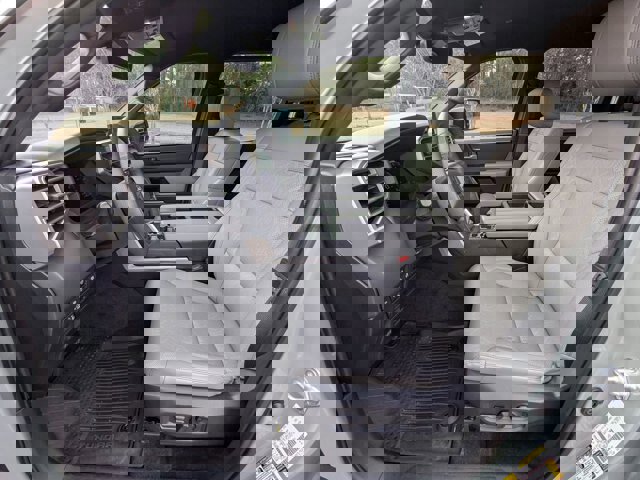 Used 2025 Toyota Tundra Limited image 17