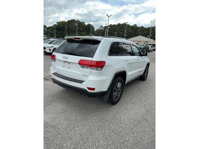 Used 2019 Jeep Grand Cherokee Laredo w/ Laredo X Package AWD/4WD image 4