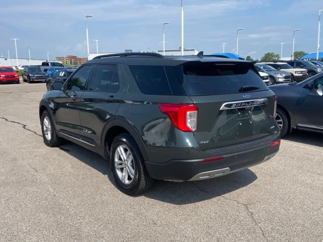 Certified 2024 Ford Explorer XLT w/ Equipment Group 202A AWD/4WD image 4