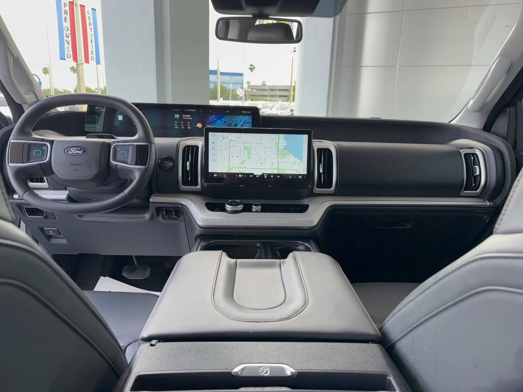 Certified 2025 Ford Expedition Max Active RWD image 31