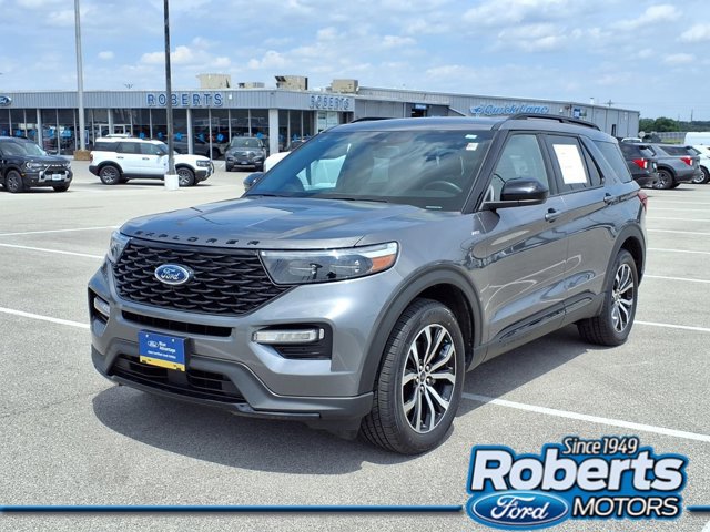 Certified 2023 Ford Explorer ST-Line w/ Class IV Trailer Tow Package