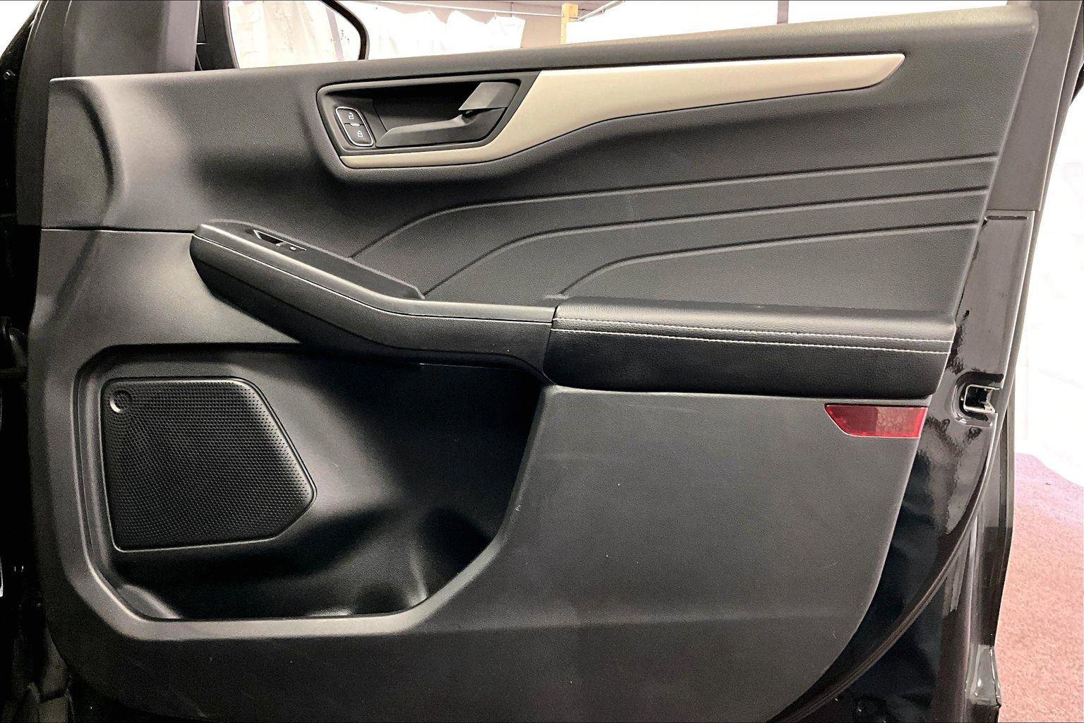 Certified 2022 Ford Escape SE w/ Convenience Package image 23