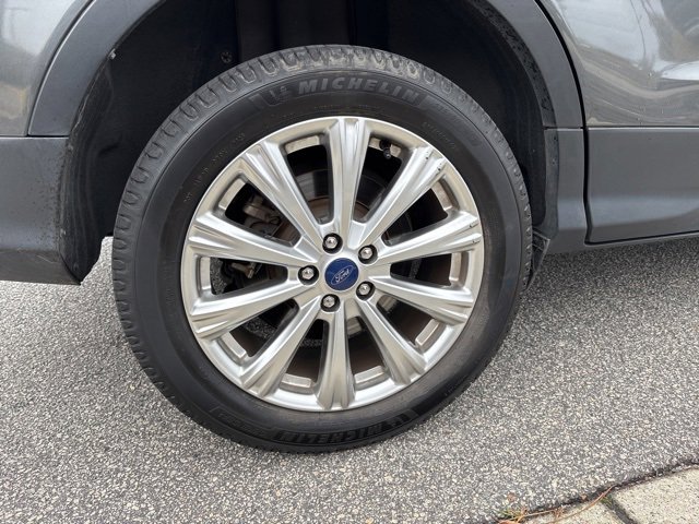 Certified 2017 Ford Escape Titanium w/ Equipment Group 301A image 9