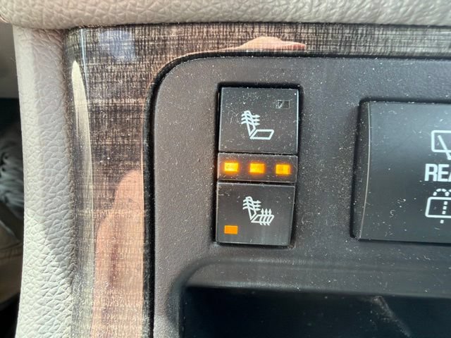 Used 2017 GMC Acadia Limited SLT FWD image 32