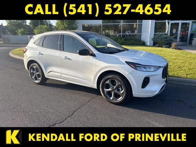 Certified 2024 Ford Escape ST-Line w/ Tech Pack #1 AWD/4WD image 1