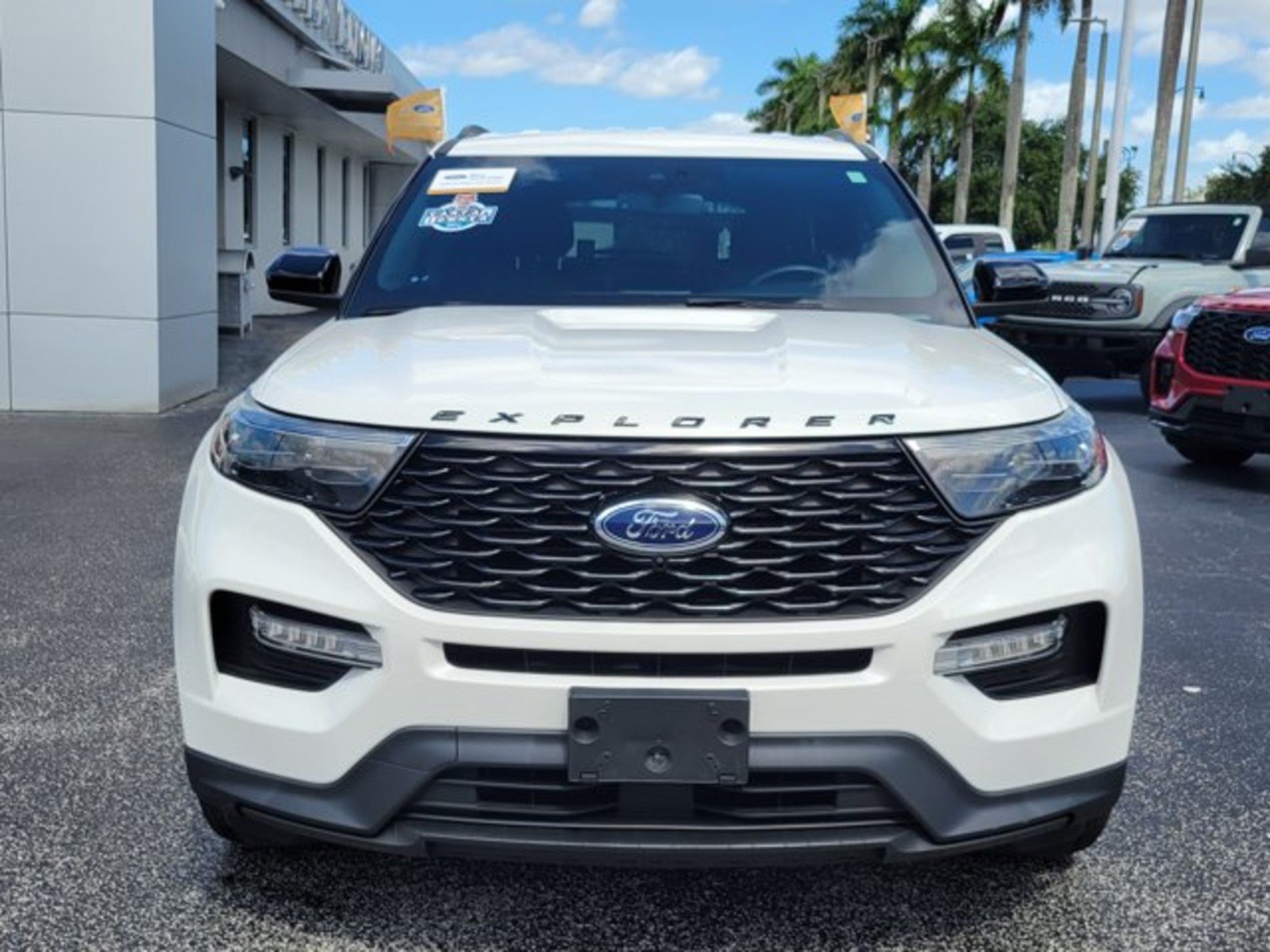 Certified 2022 Ford Explorer ST-Line w/ Class IV Trailer Tow Package RWD image 2