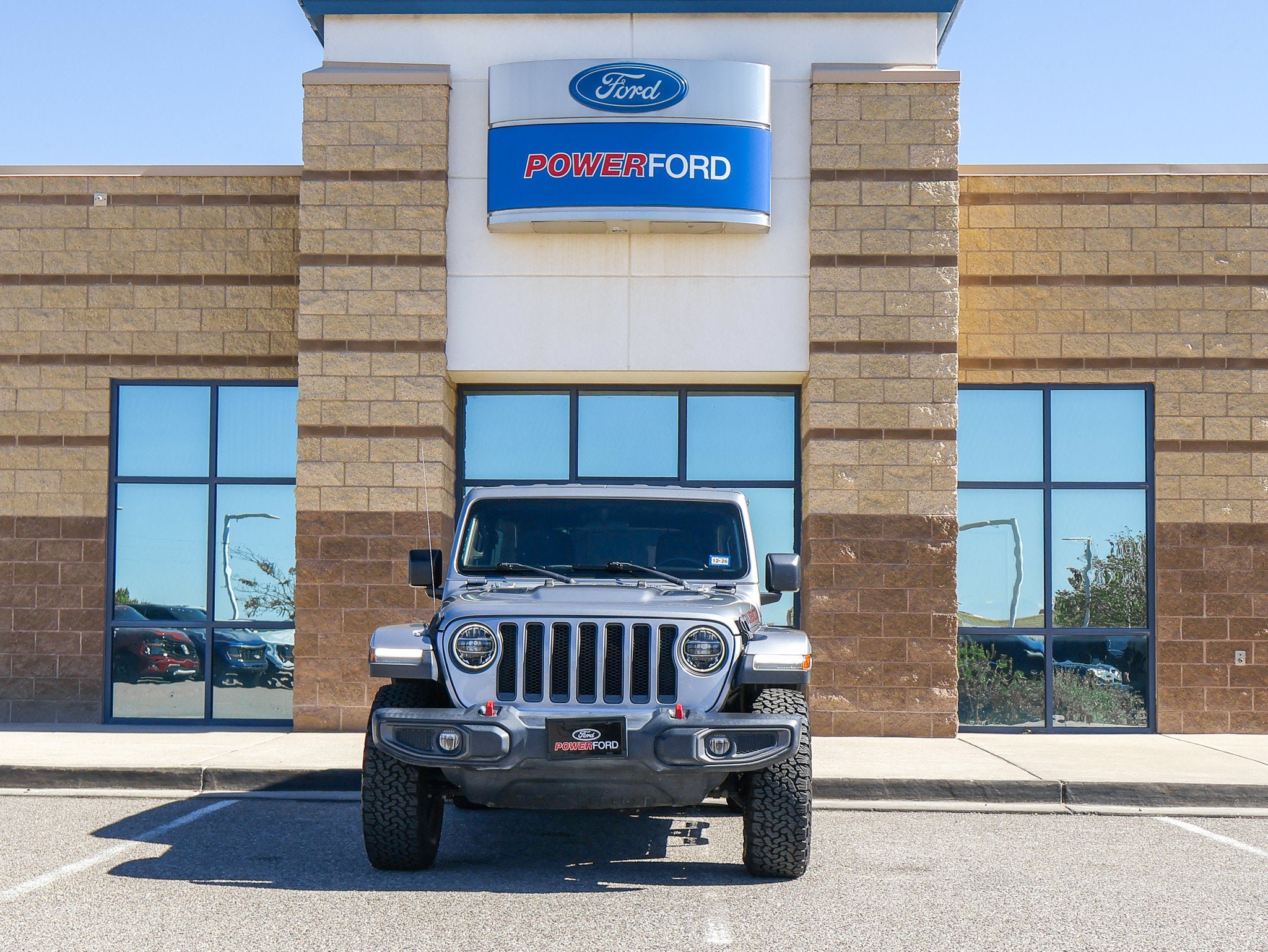 Used 2018 Jeep Wrangler Unlimited Rubicon w/ Safety Group AWD/4WD image 3