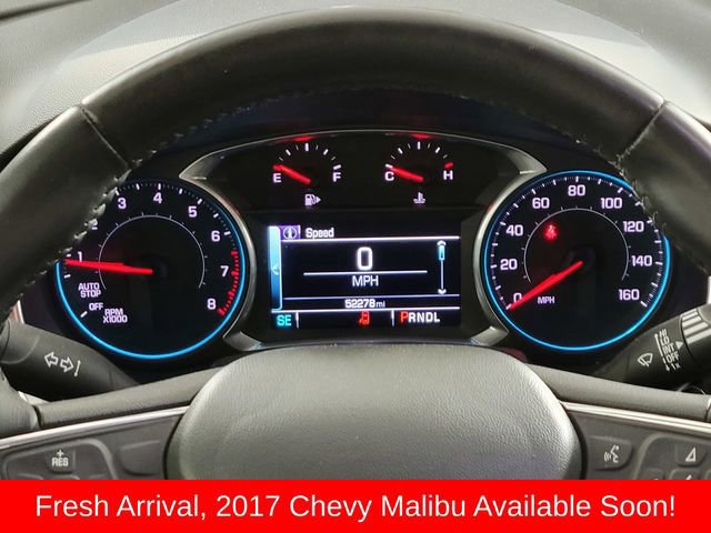 Used 2017 Chevrolet Malibu LT image 30