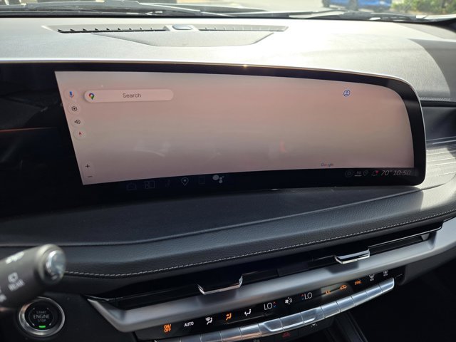 Used 2025 Cadillac XT4 Premium Luxury FWD image 21