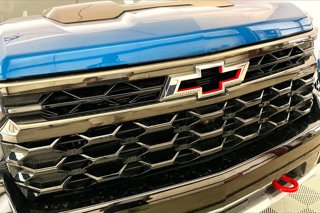Used 2022 Chevrolet Silverado 1500 ZR2 w/ Technology Package image 27