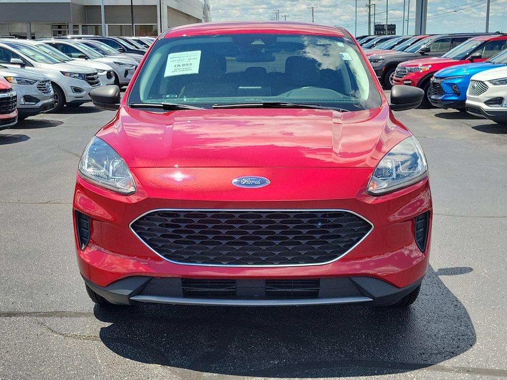 Certified 2022 Ford Escape SE w/ Cold Weather Package FWD image 2