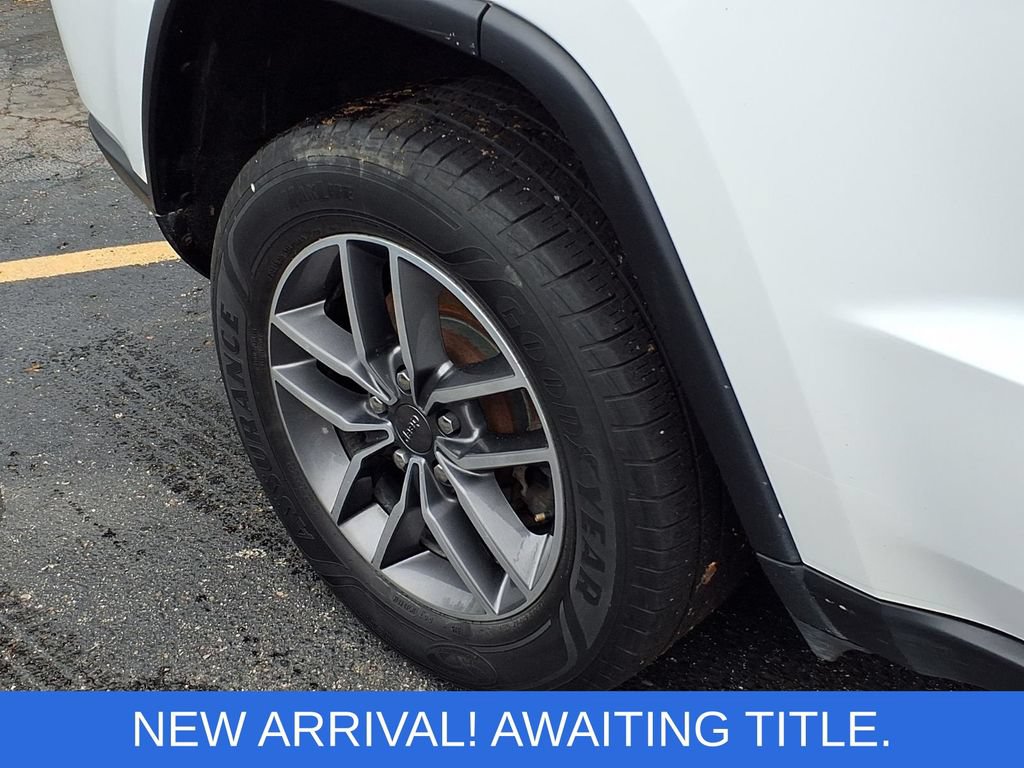 Used 2020 Jeep Grand Cherokee Limited AWD/4WD image 13