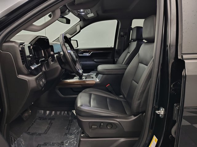 Used 2024 Chevrolet Silverado 1500 RST w/ Rally Edition AWD/4WD image 24