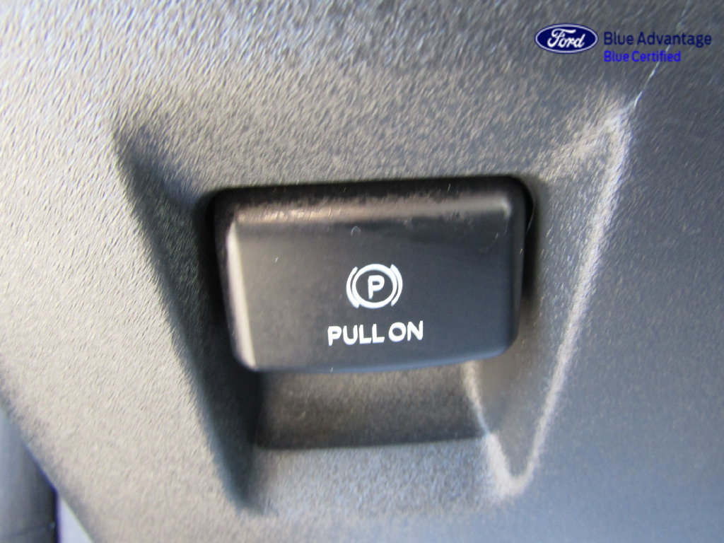 Certified 2025 Ford Expedition Active AWD/4WD image 42