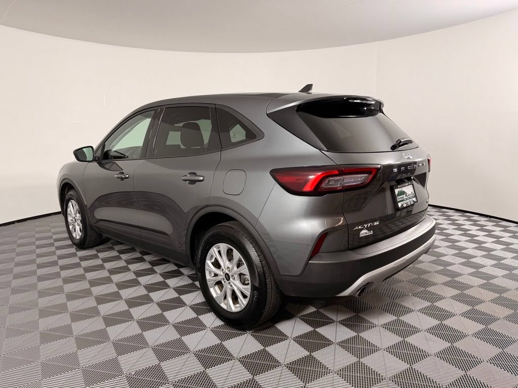 Certified 2025 Ford Escape Active AWD/4WD image 11