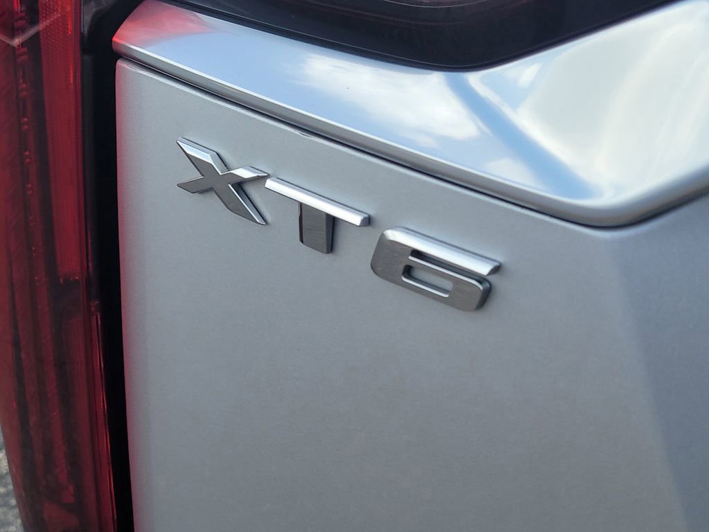 Used 2020 Cadillac XT6 Premium Luxury image 6