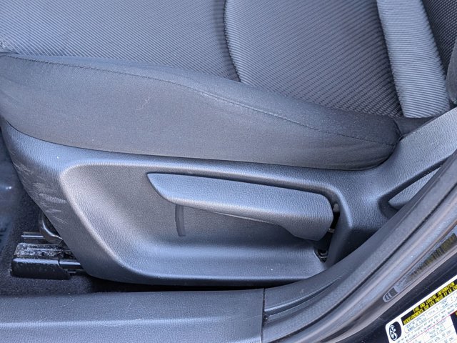 Used 2018 MAZDA MAZDA3 Sport image 17
