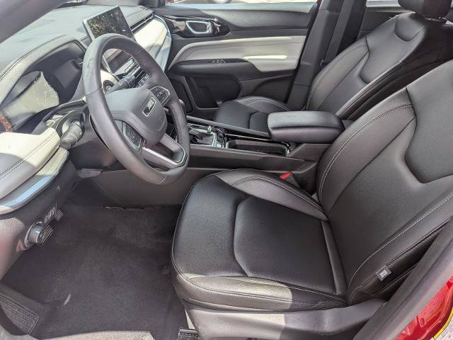 Used 2025 Jeep Compass Limited AWD/4WD image 12