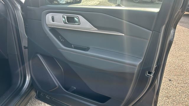 Certified 2025 Ford Explorer Active w/ Active Comfort Package image 11