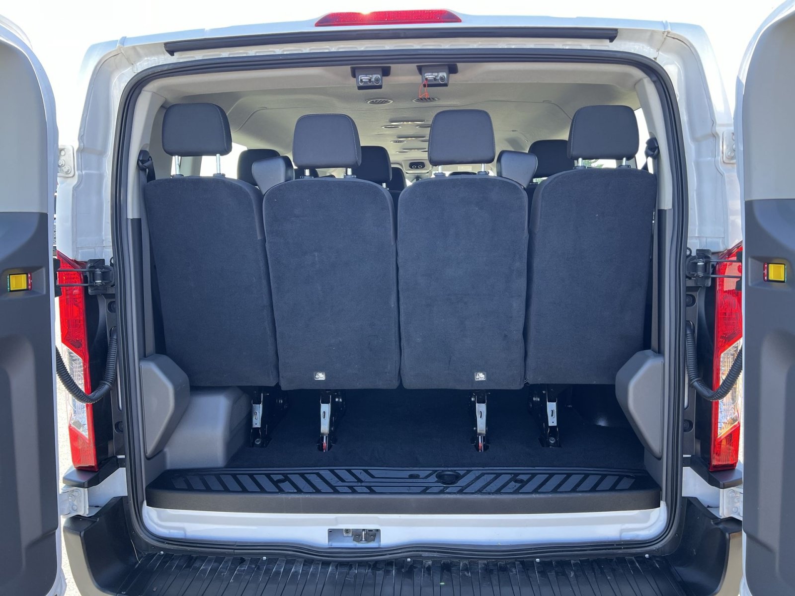 Certified 2023 Ford Transit 350 XLT RWD image 25