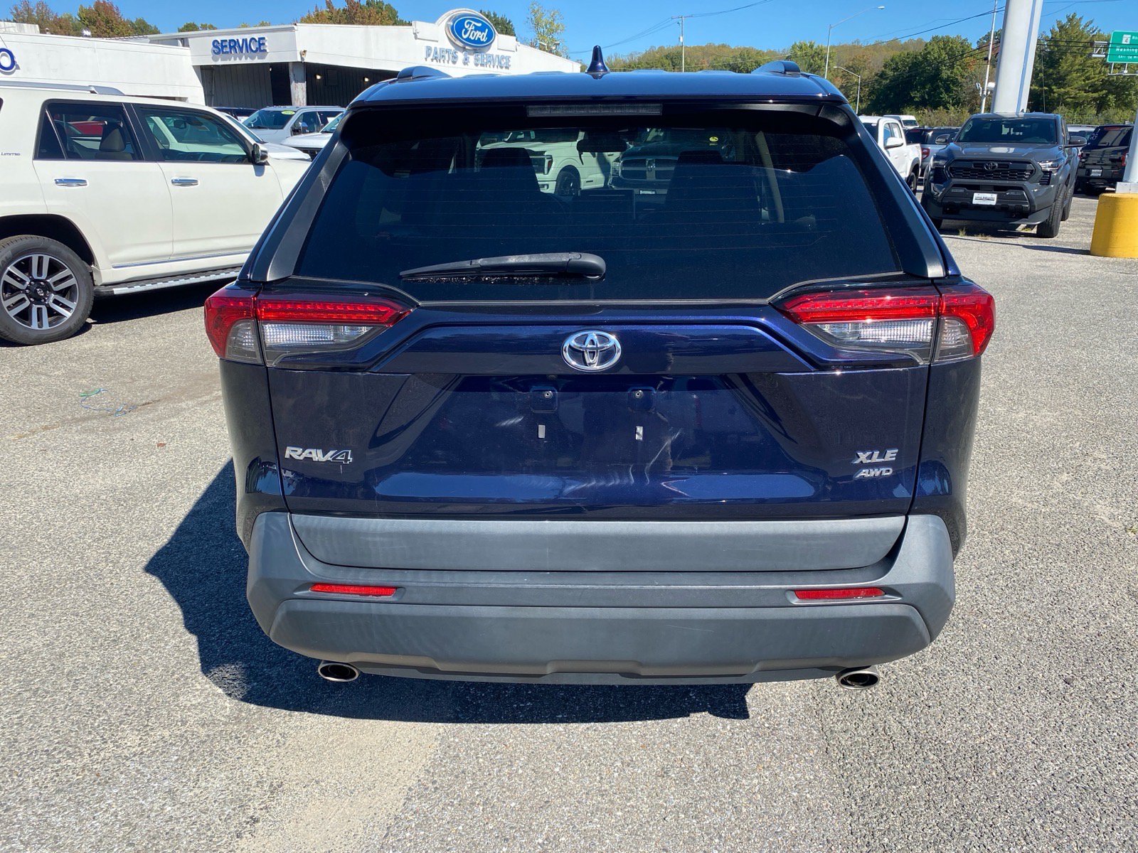 Used 2023 Toyota RAV4 XLE w/ Convenience Package AWD/4WD image 8