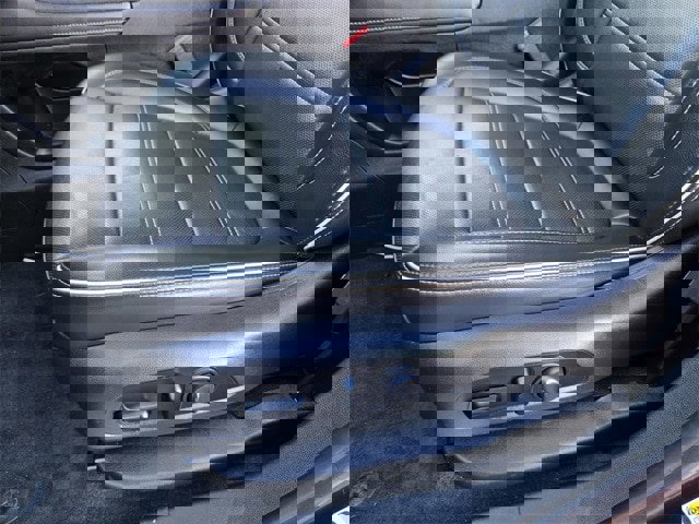 Used 2021 GMC Acadia Denali w/ Denali Technology Package image 11