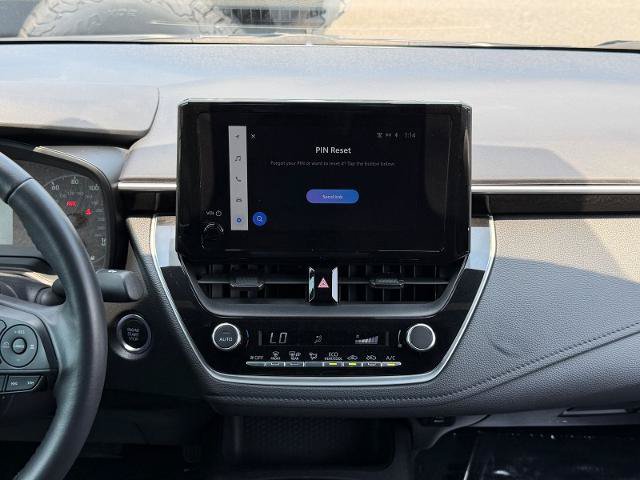 Used 2023 Toyota Corolla SE FWD image 3